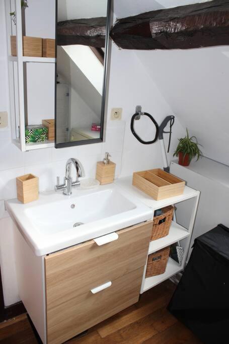 Charmant Appartement Vieux Tours Exteriör bild