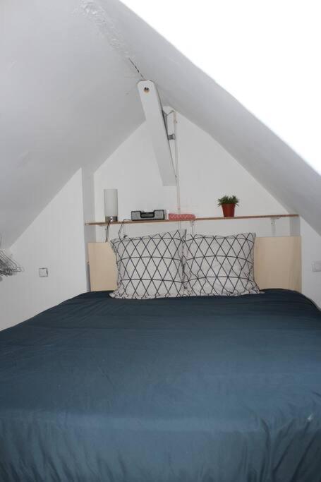 Charmant Appartement Vieux Tours Exteriör bild