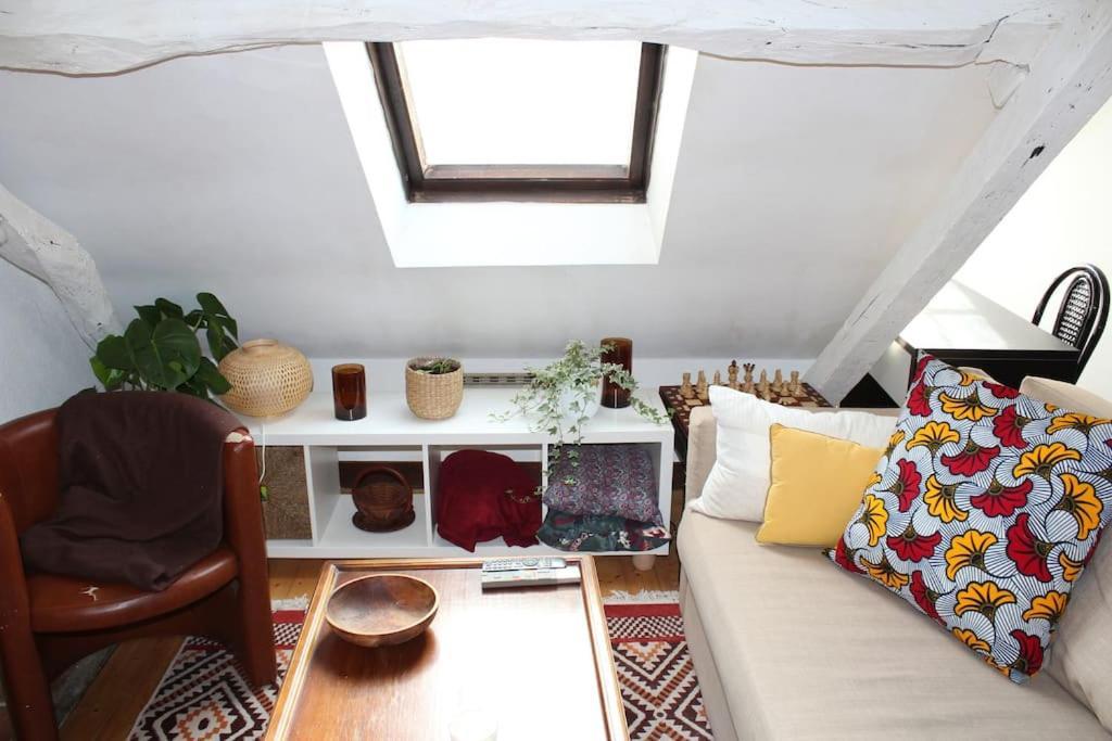 Charmant Appartement Vieux Tours Exteriör bild